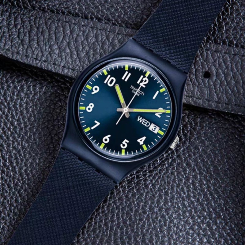 ساعت مچی یونیسکس برند Swatch مدل GN718